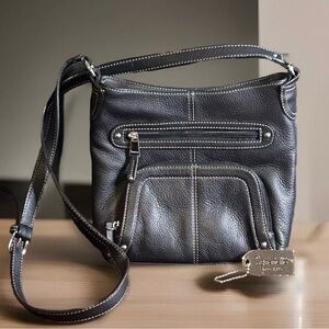 Vintage Tiganello Black pebbled Leather Crossbody w/ Key Chain